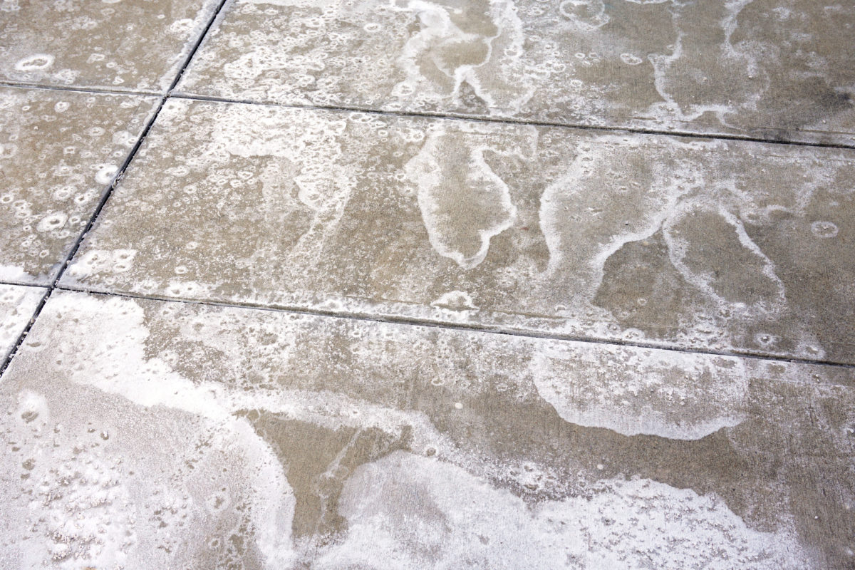 What to Use Instead of Salt on Concrete